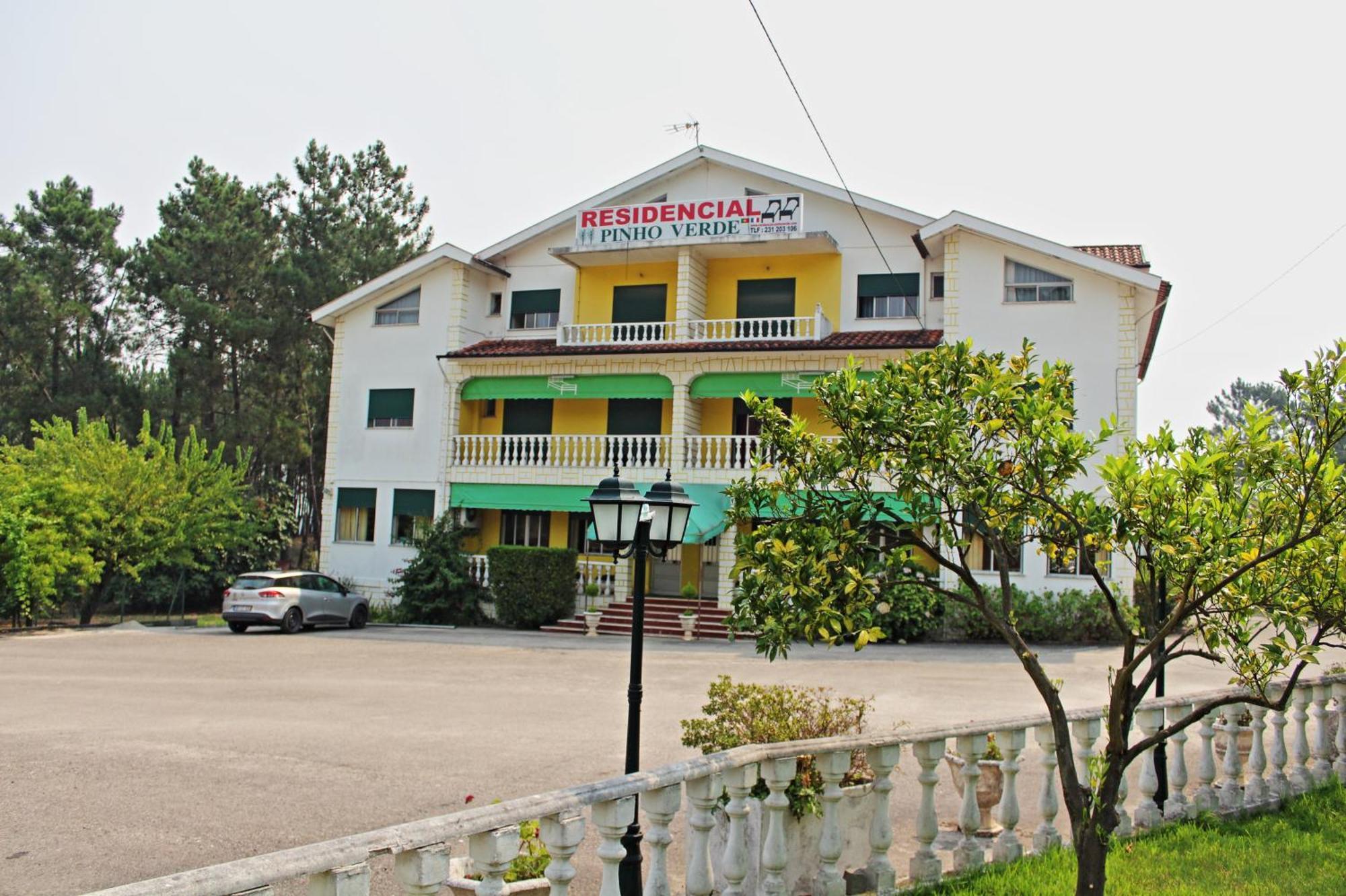 Residencial Pinho Verde Меальяда Екстер'єр фото