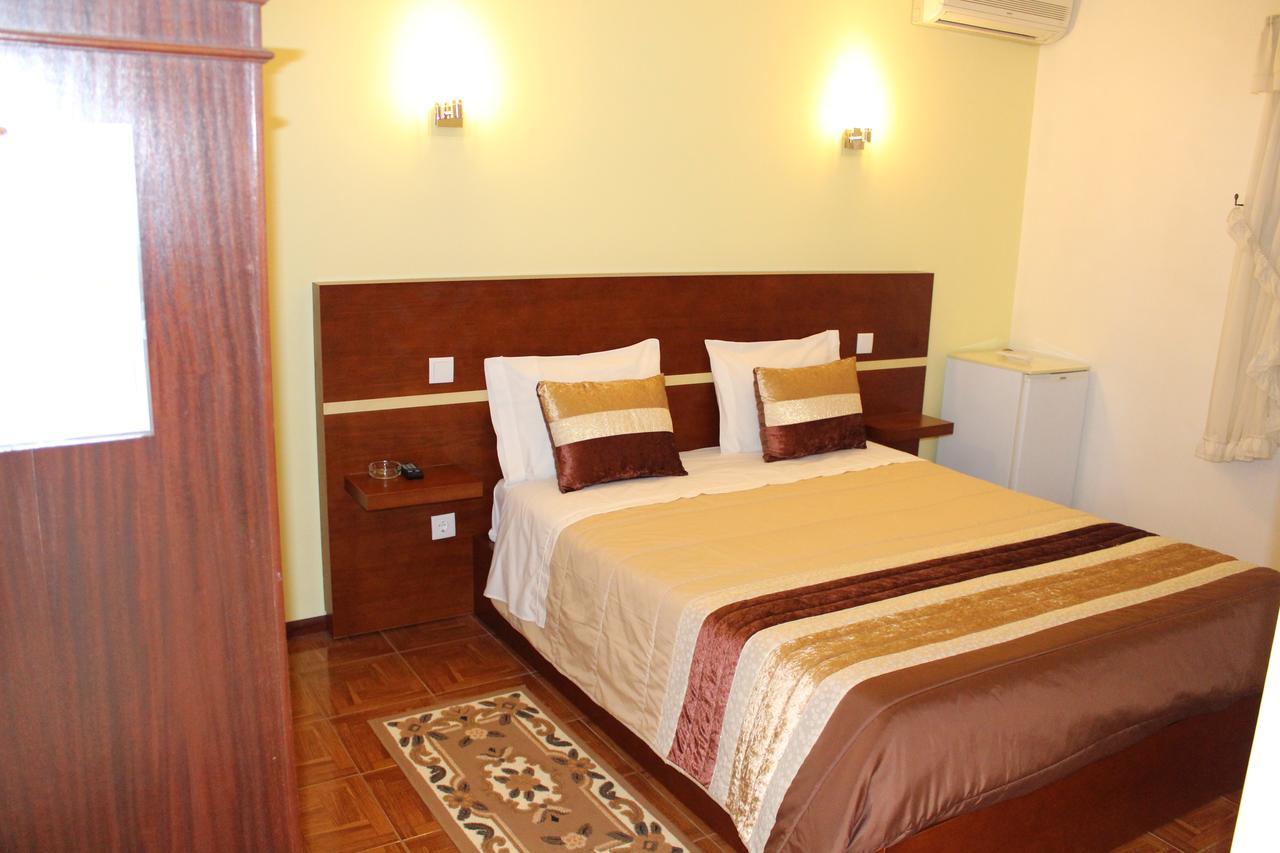 Residencial Pinho Verde Меальяда Екстер'єр фото